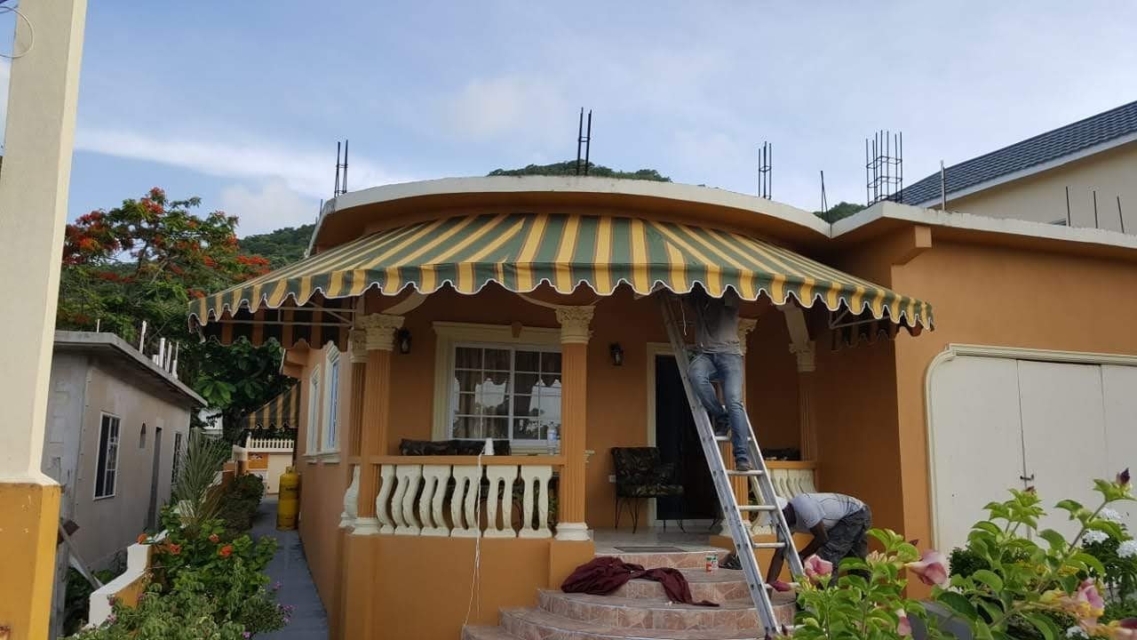 Awnings 'R' Us photo 4