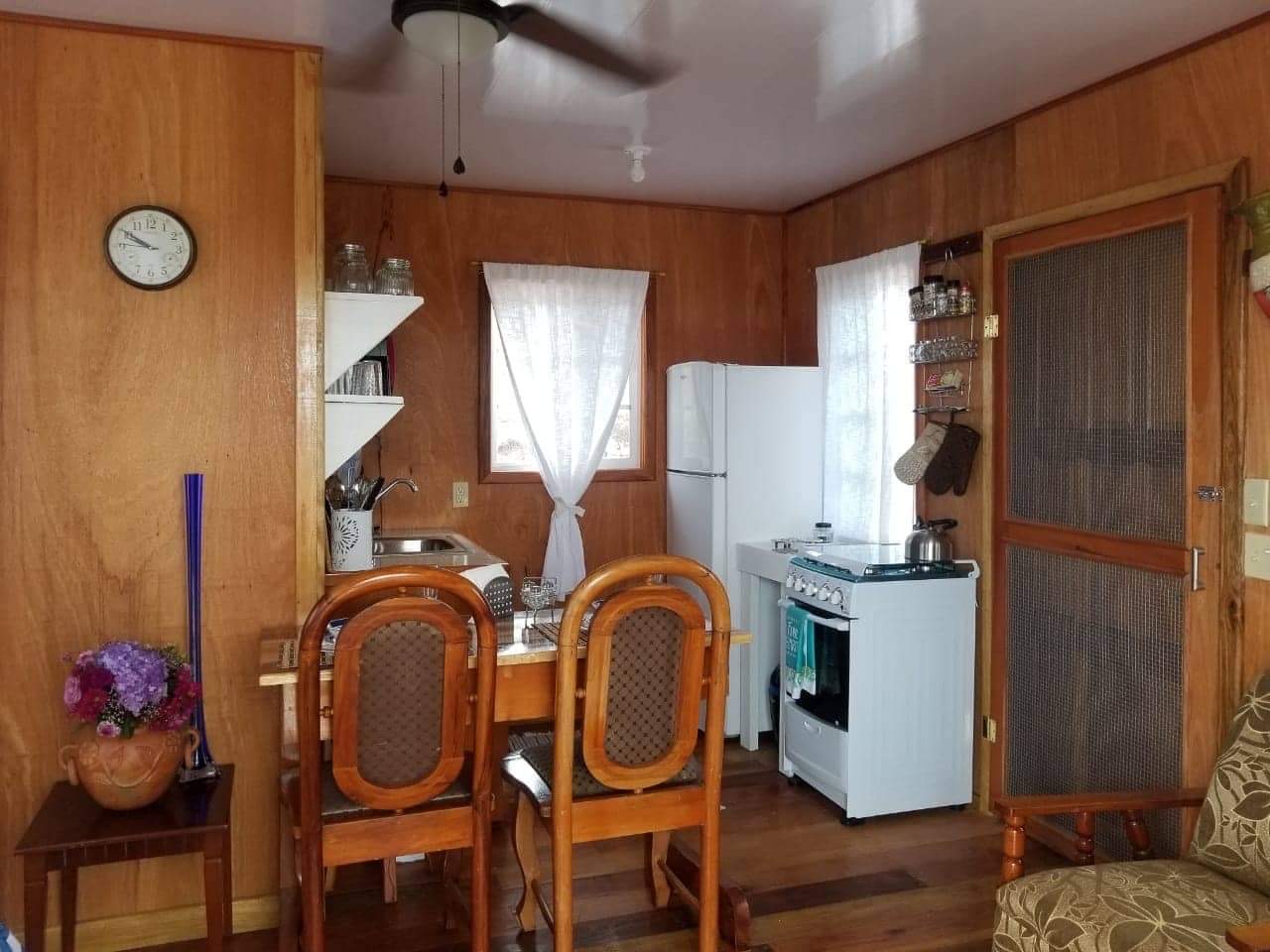 Bella Vue Vacation Home & Cabins photo 8