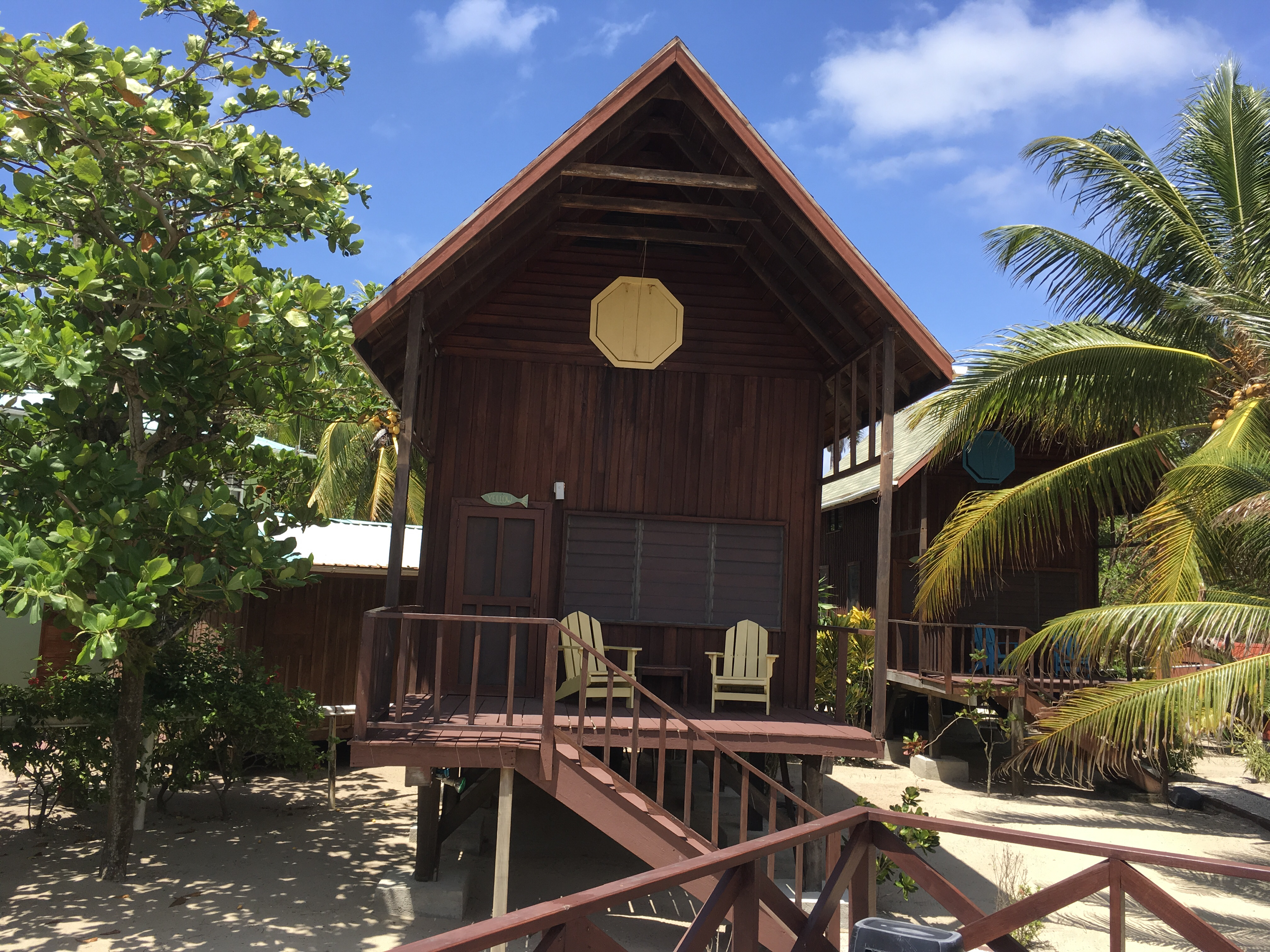 Green Parrot Beach Houses & Restaurant photo 6
