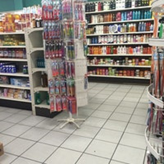 Liguanea Drug & Gdn Cen photo 1