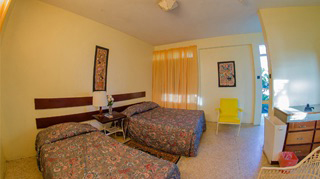 Indies Hotel & Restaurant photo 4