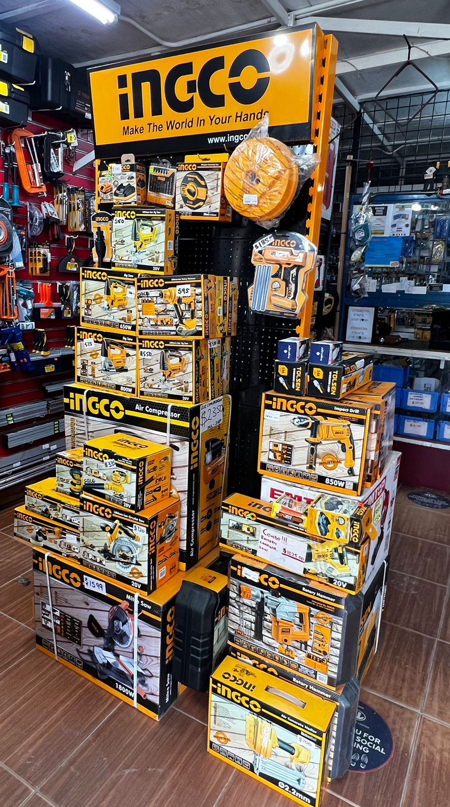 B Chadee & Sons Stockpile & Hardware Supplies Ltd photo 6