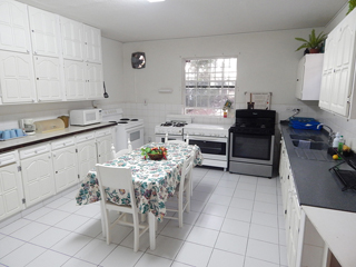 Skyport Apartments photo 4