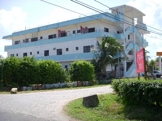 Bachelor Inn photo 5