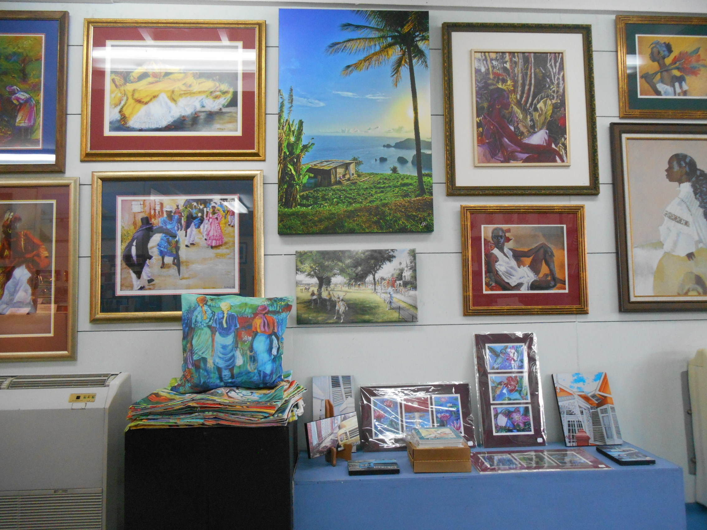 Horizons Framing & Decor Ltd photo 4