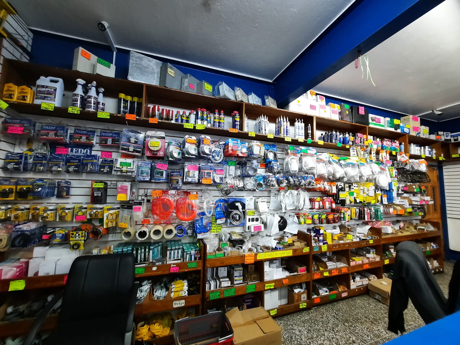 R & Z Electrical Sales & Services Ltd photo 3