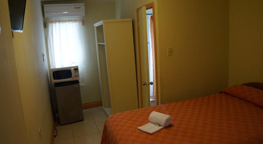 Glimbaro's Guest House photo 1