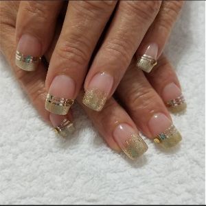Exquisite Touch photo 4