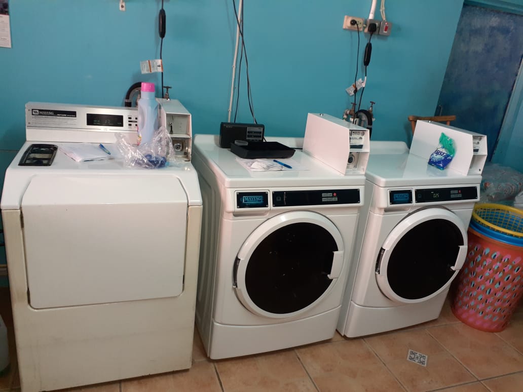 Queen-Bee Laundry Services photo 4