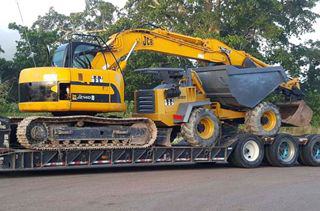 Surdeen Equipment & Trucking Co Ltd photo 3