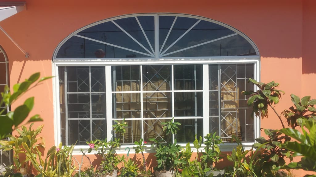 Awnings 'R' Us photo 2