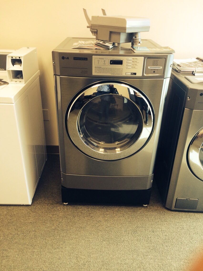 Queen-Bee Laundry Services photo 6
