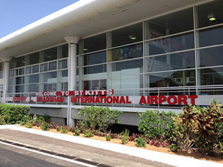 Robert Llewllyn Bradshaw Intl Airport (SCASPA) photo 7