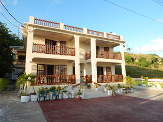 Skyport Apartments photo 3