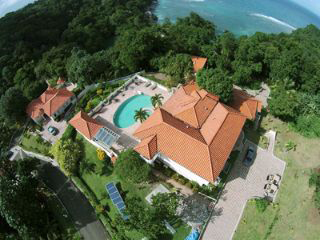 Tropical Lagoon Resort photo 2