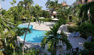 Cocolapalm Resort photo 1