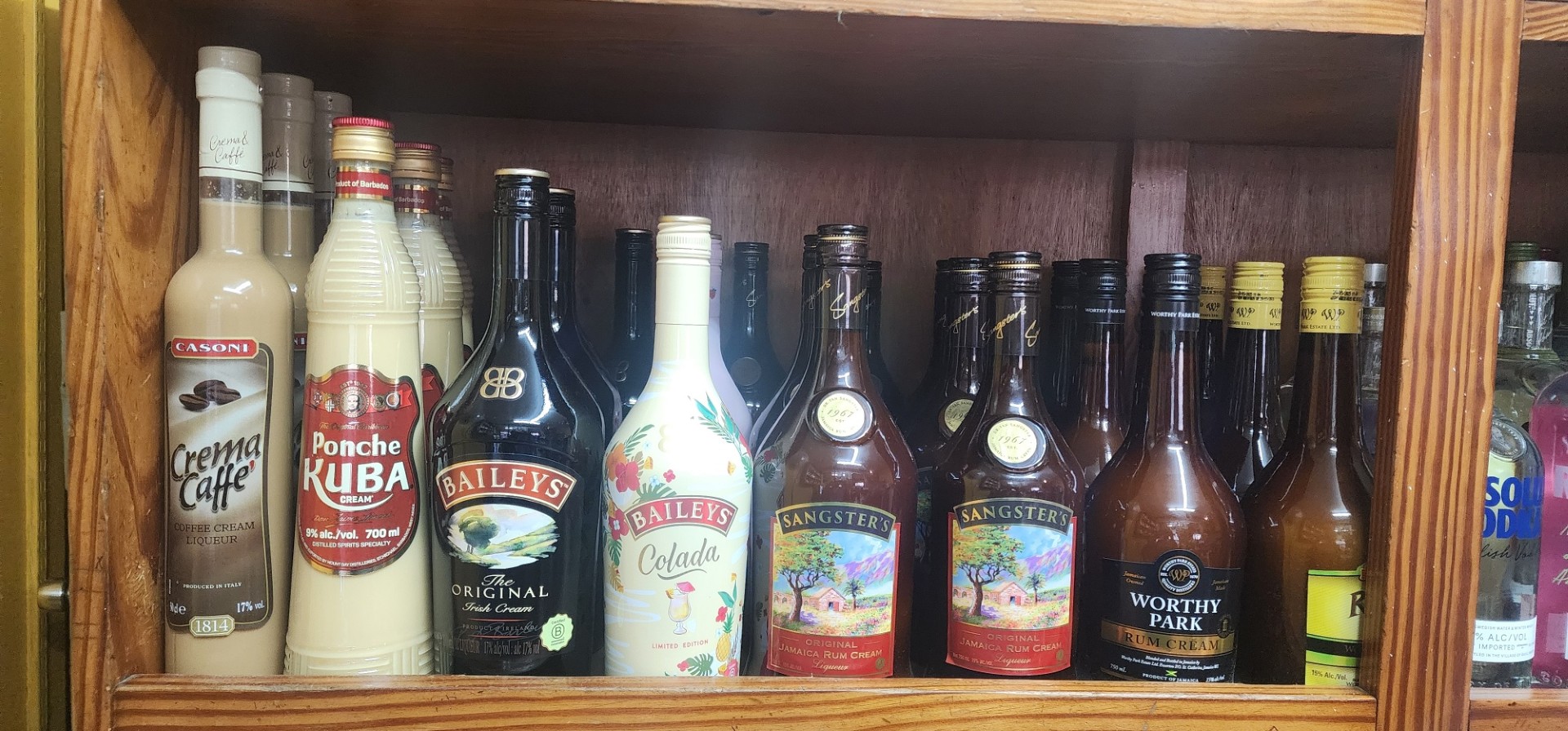 Midtown Liquor Supplies photo 5