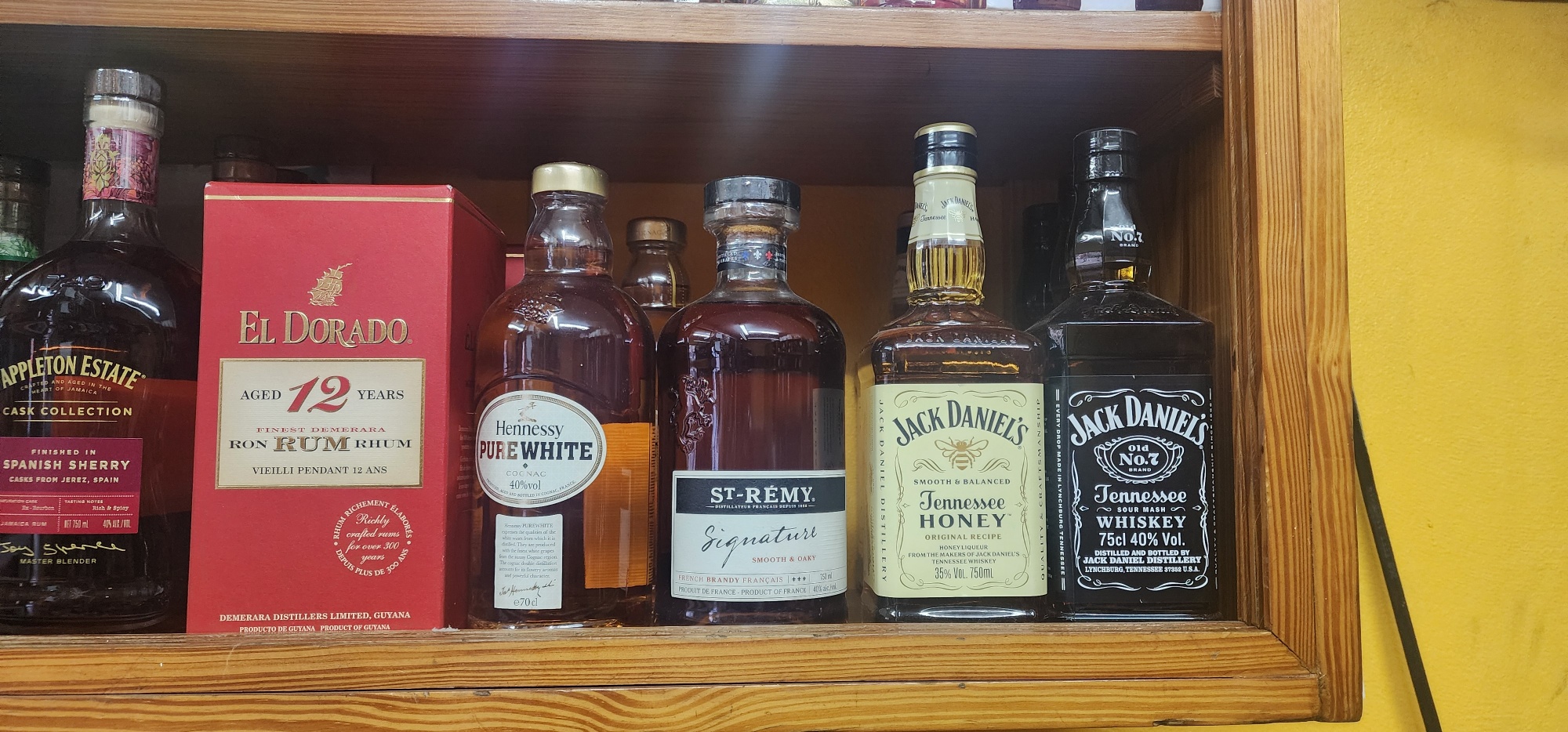 Midtown Liquor Supplies photo 3