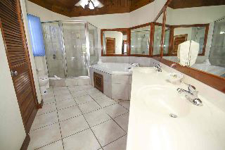 Cocolapalm Resort photo 3