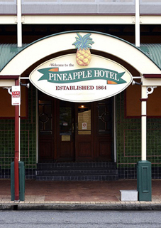 Pineapple Court Hotel photo 2