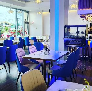 Annie's Restaurant & Lounge photo 8