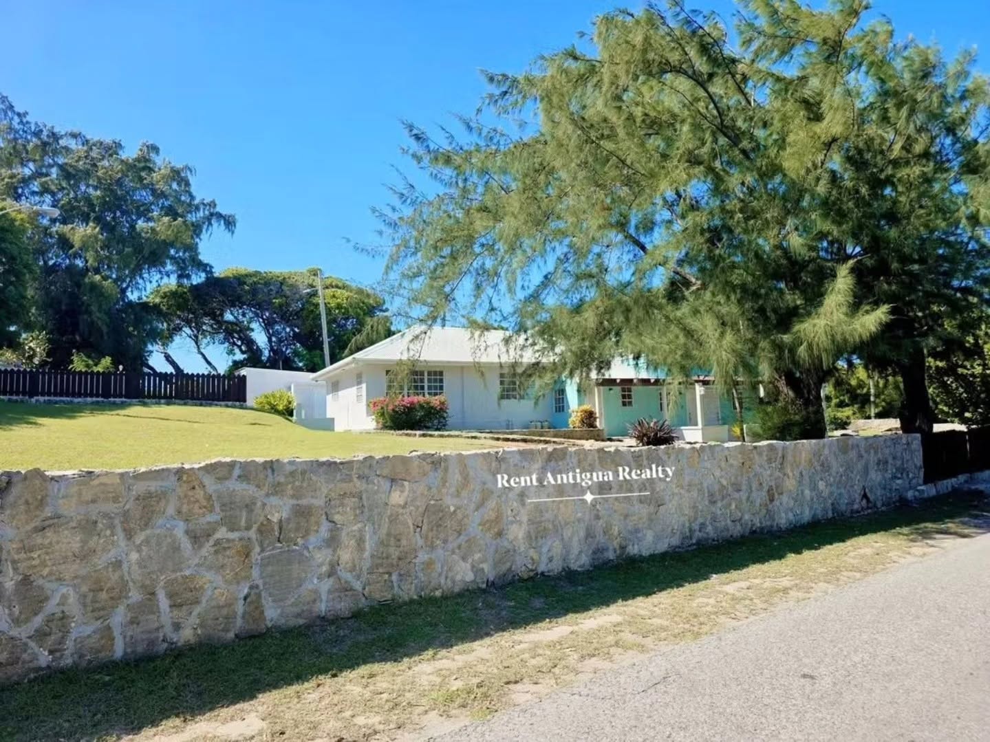 Baptist Academy Of Antigua photo 2