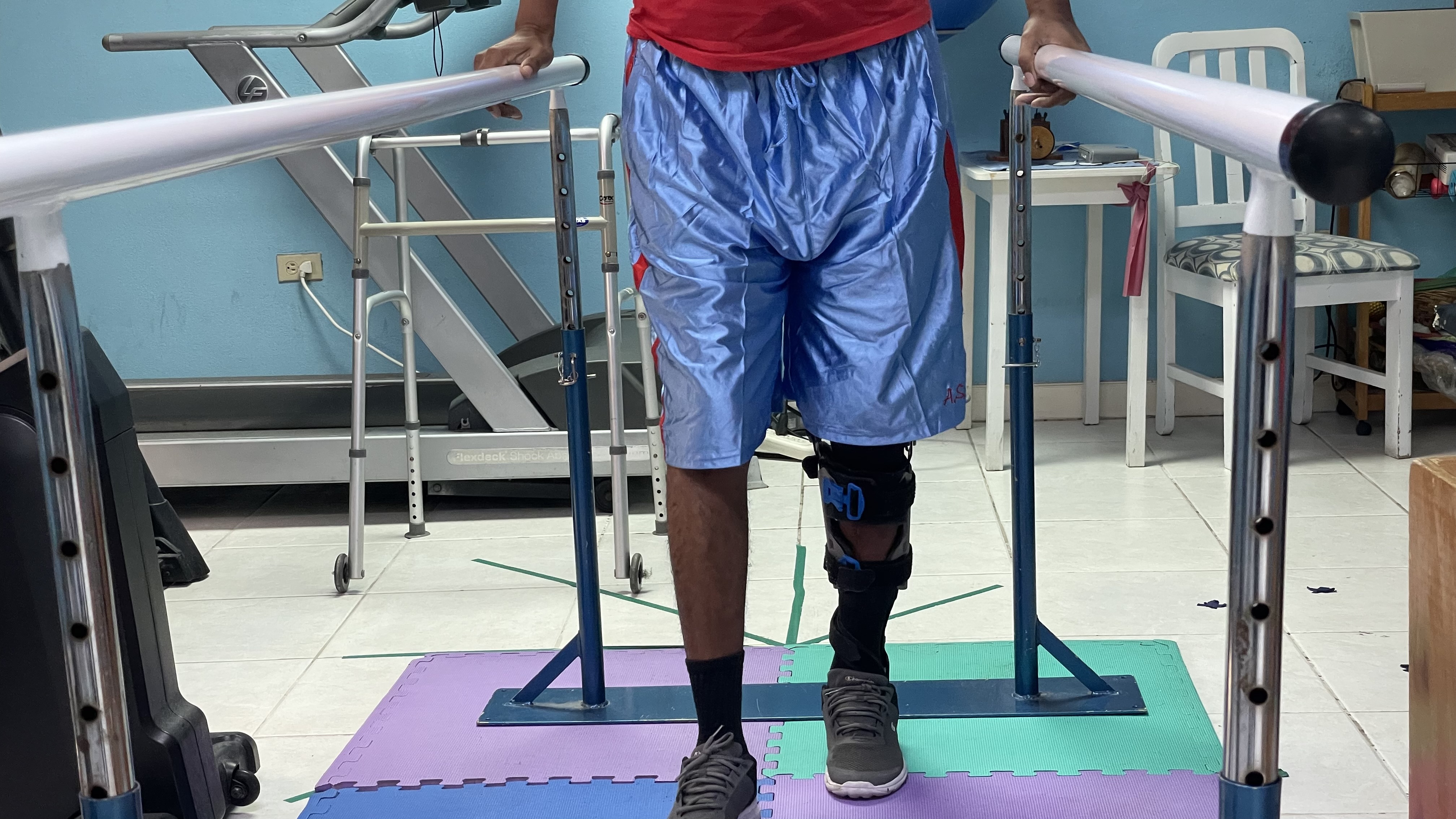 Sports & Physical Therapy Clinic photo 3