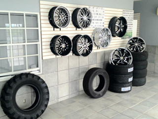 R & B Tires And Auto Zone photo 4