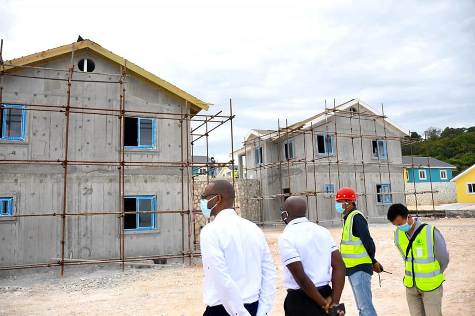 Housing, Urban Renewal, Environment and Climate Change Min Of photo 5