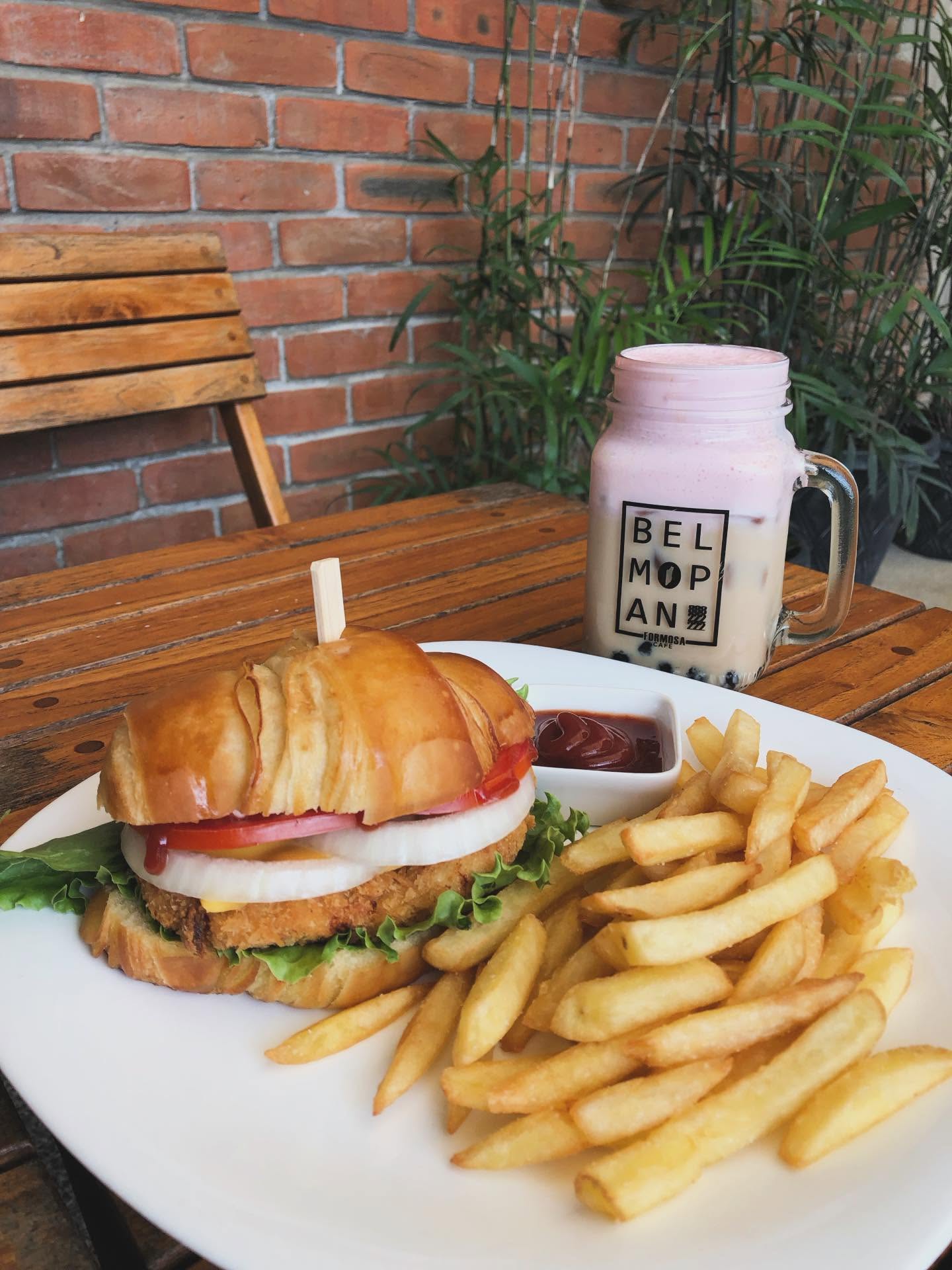 Formosa Cafe Belize photo 6