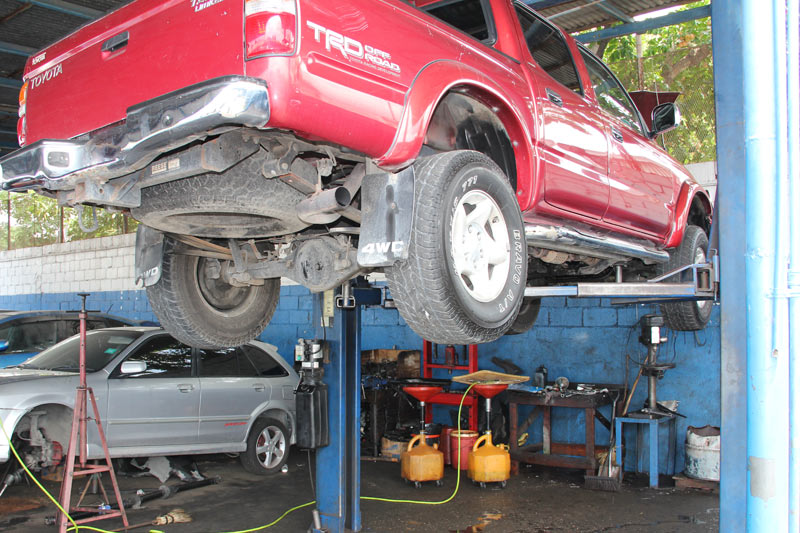Wynter's Auto Spares & Repairs Ltd photo 1