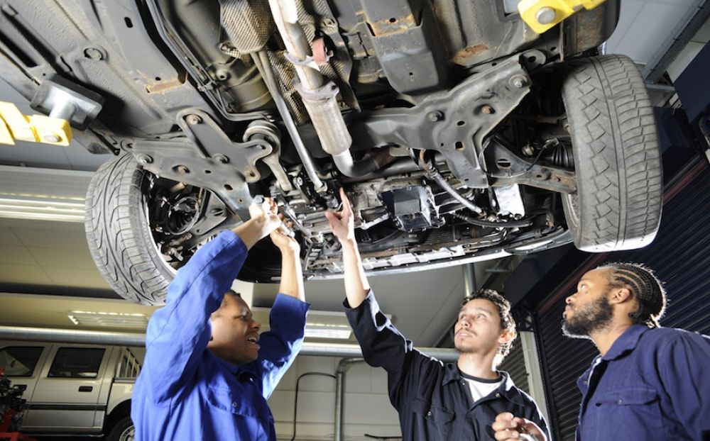 Leroy's Auto Repairs photo 1