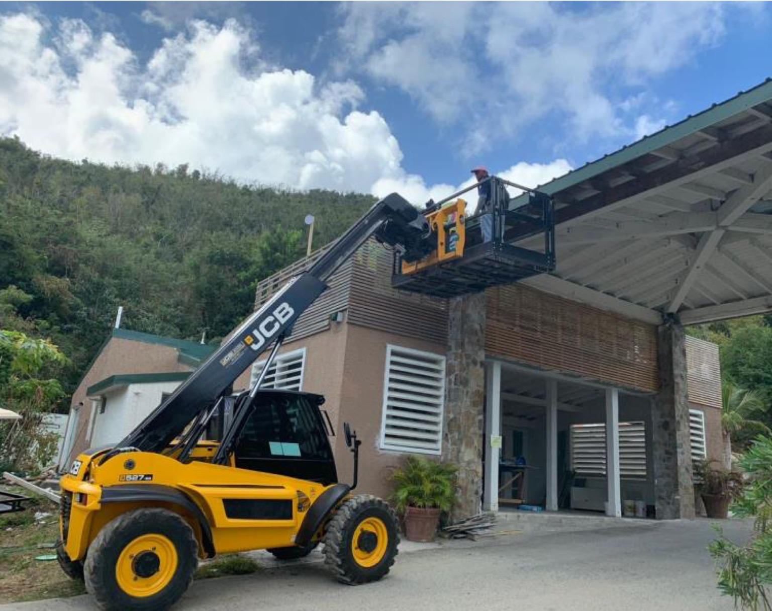 Kimbo's Trucking & Wrecker Services photo 4