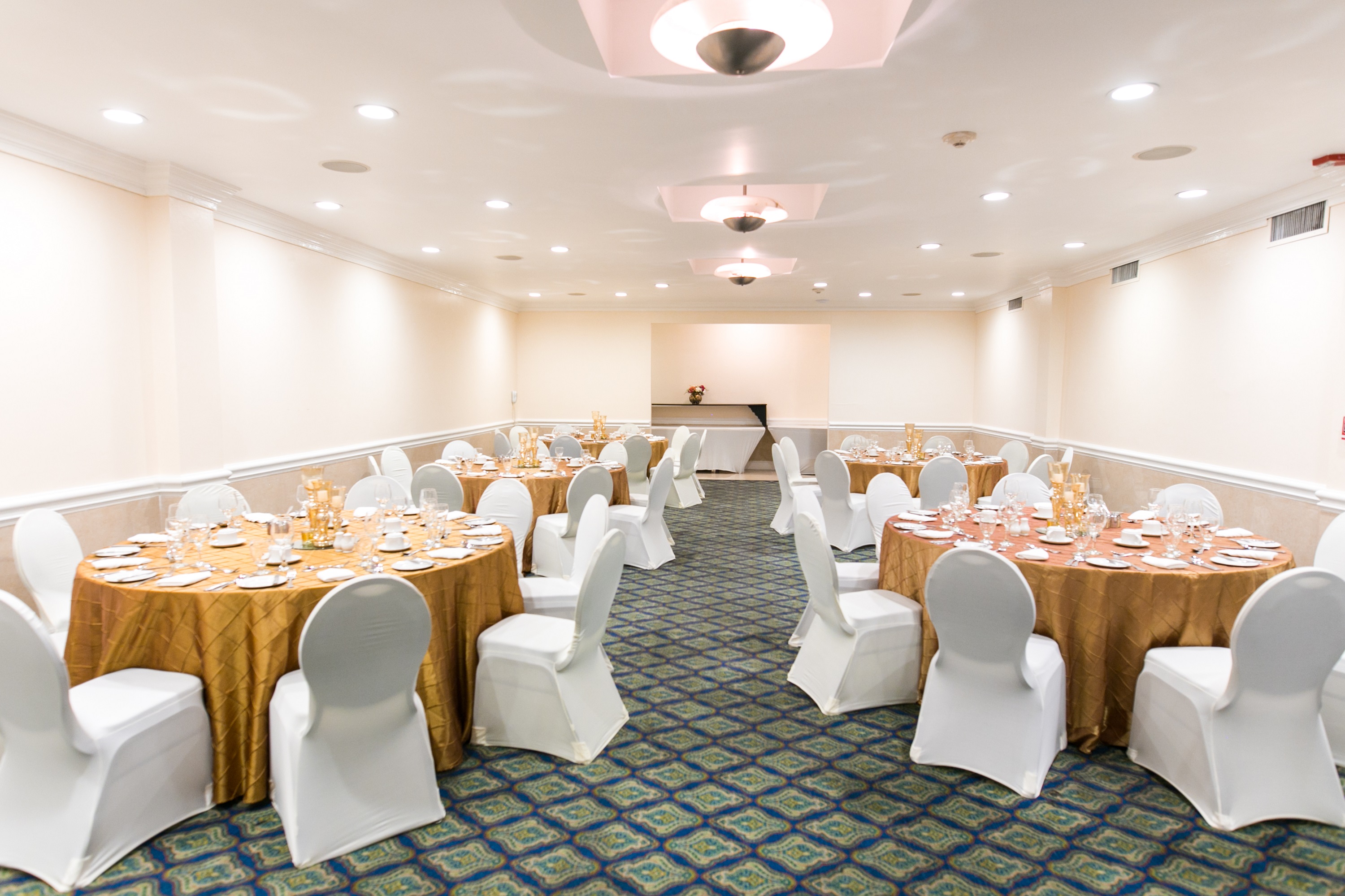 The Courtleigh Hotel & Suites photo 3