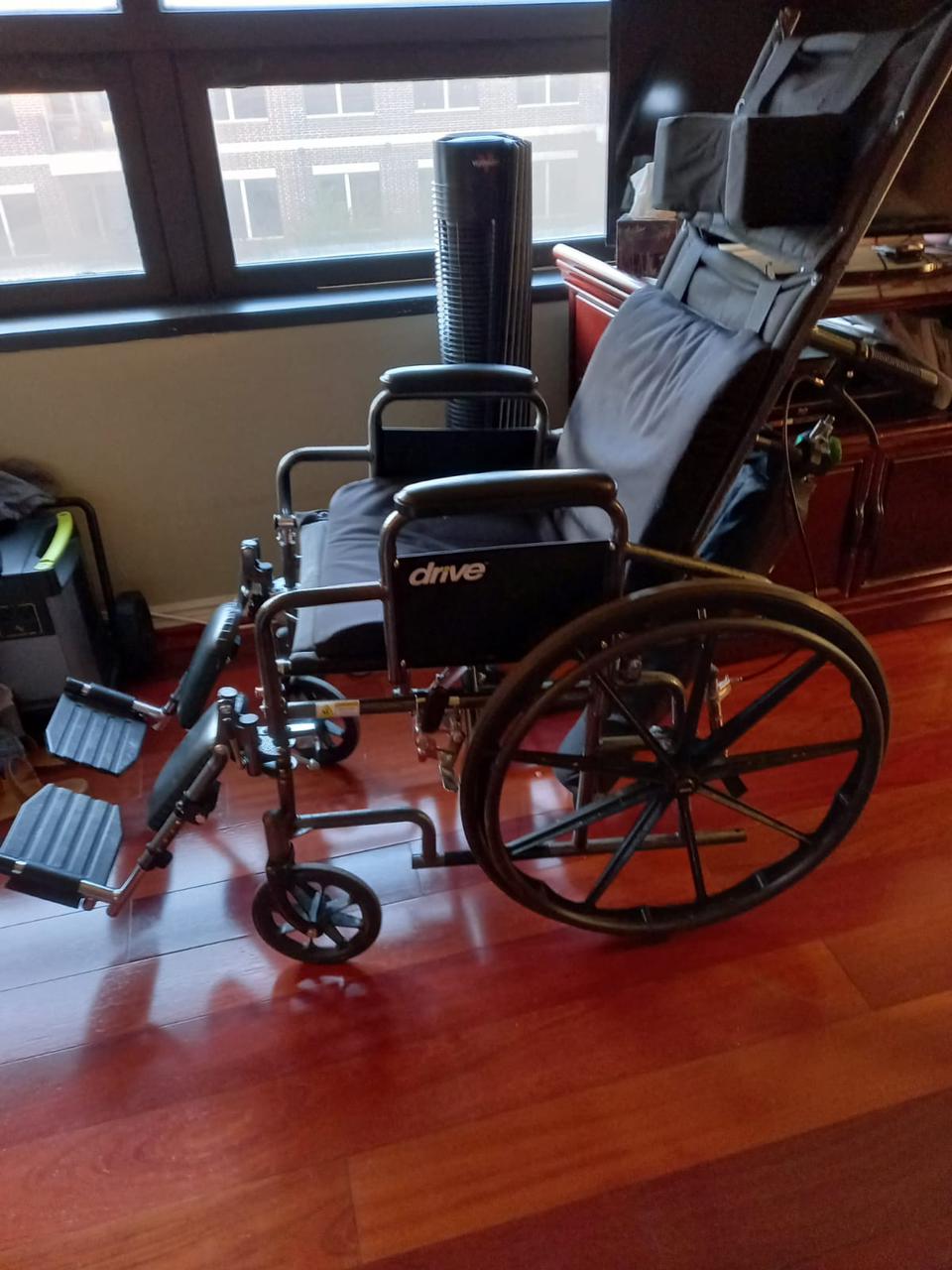 T & T Wheelchair Accessible Transit & Tours Ltd photo 2