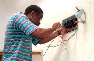 Allen Box Assocs Electrical Contractors Ltd photo 3