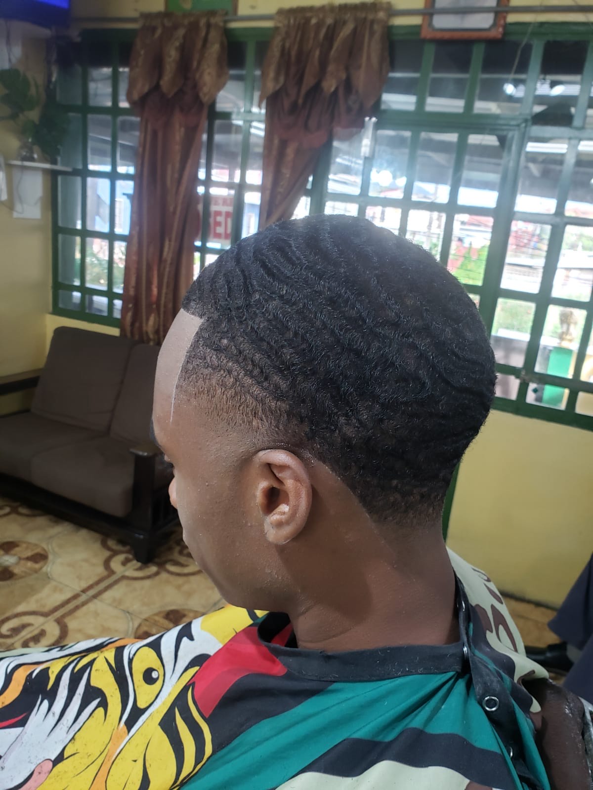 Higher for Higher Unisex Salon photo 3