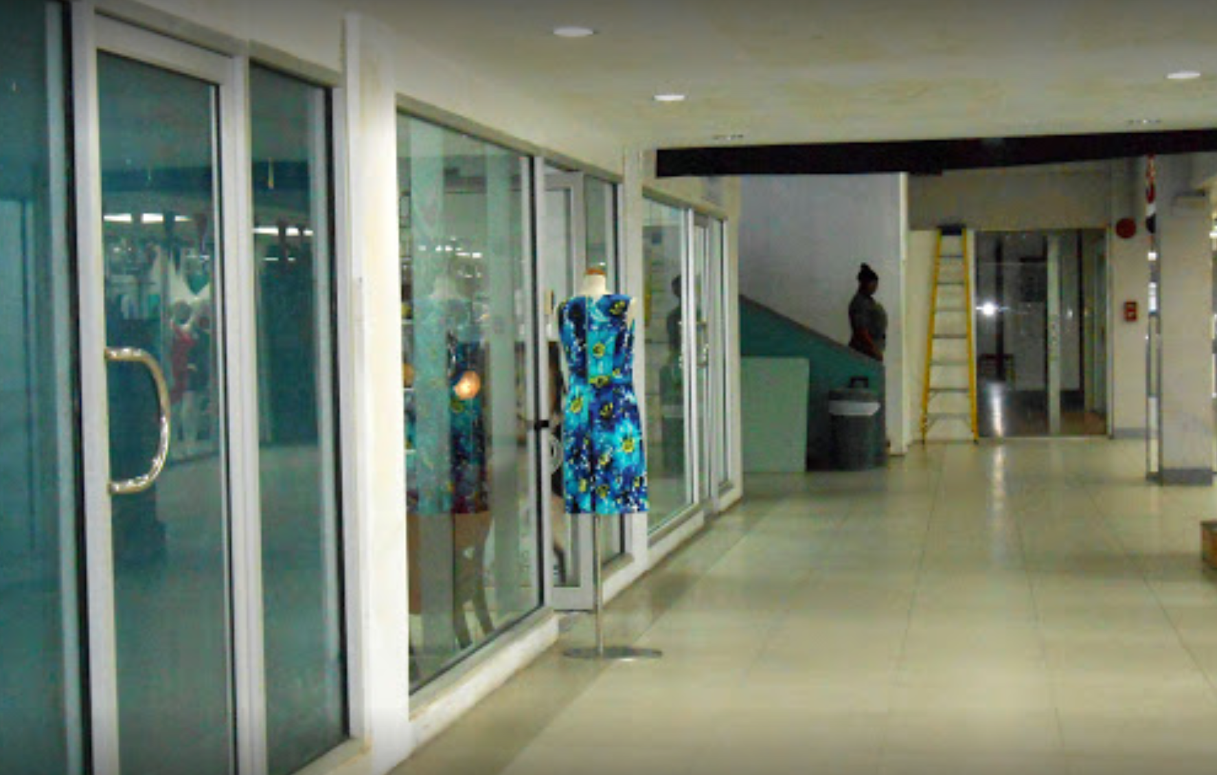 Cross Crossing Shopping Centre photo 3